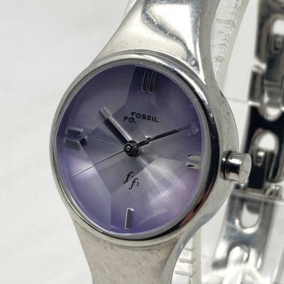 Fossil Accessories - Fossil F2 Watch Women 23mm Silver Tone Purple Faceted Dial 30M New Battery 6.25"